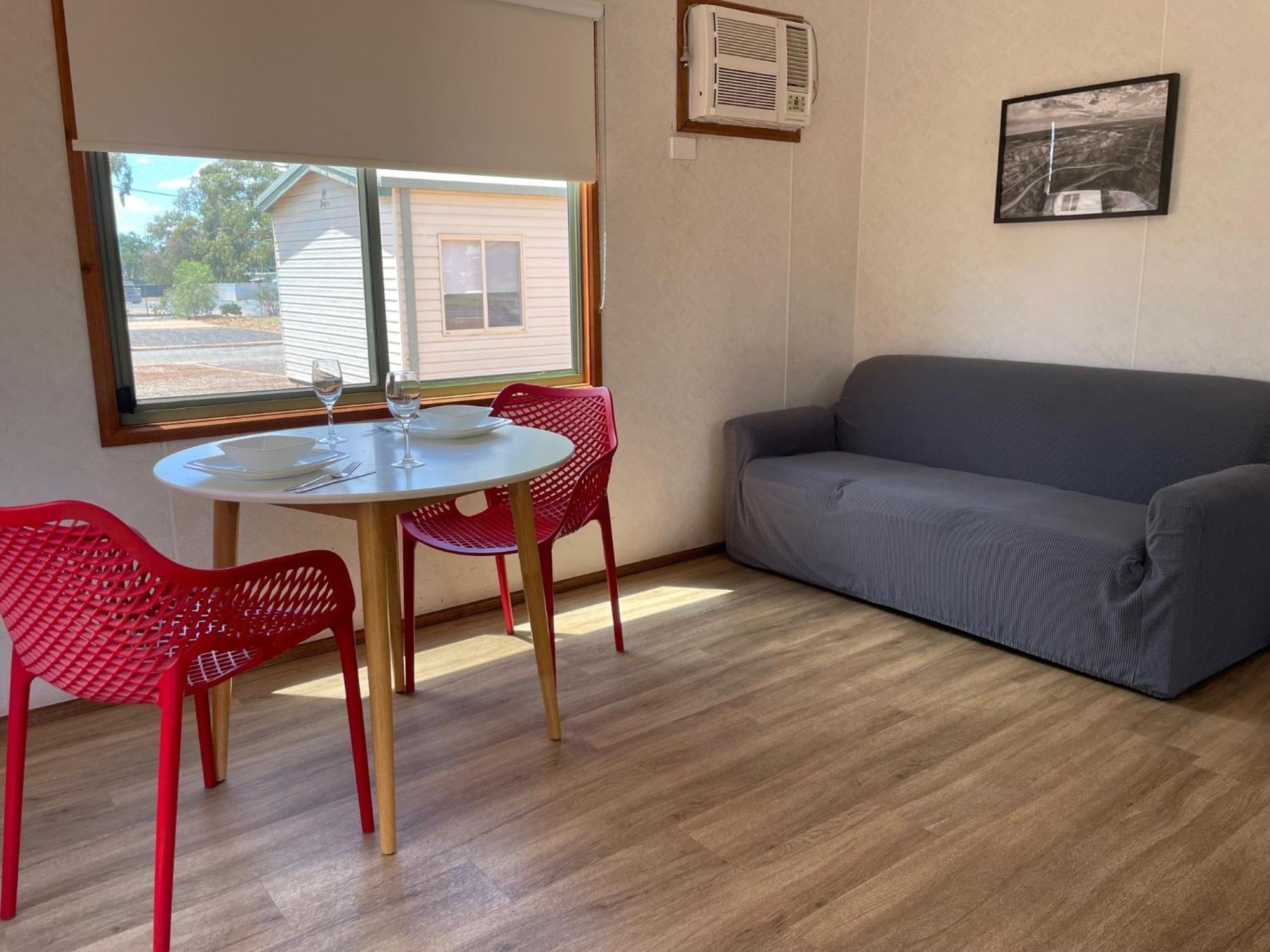 Cobar Caravan Park Luaran gambar