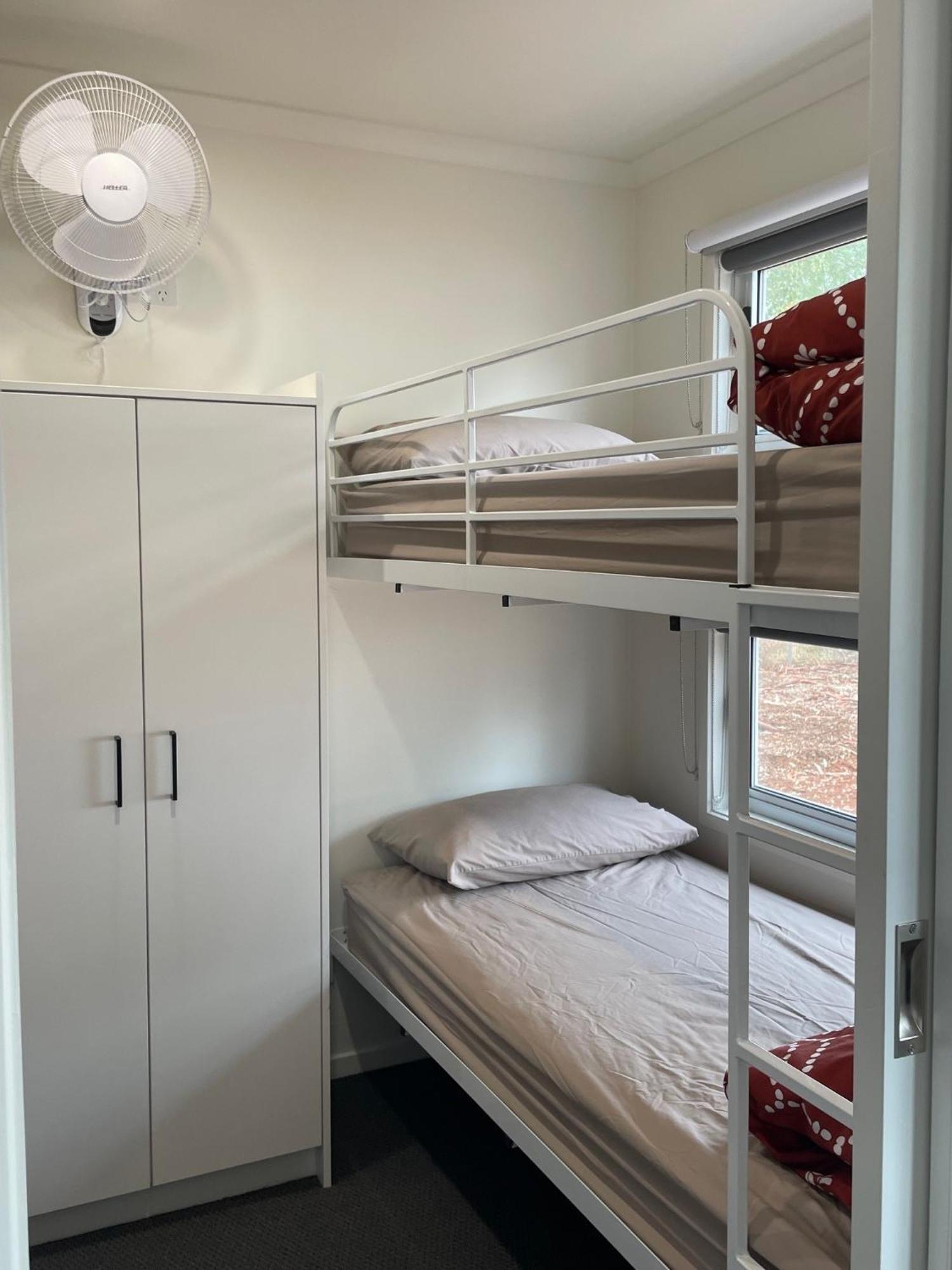 Cobar Caravan Park Luaran gambar