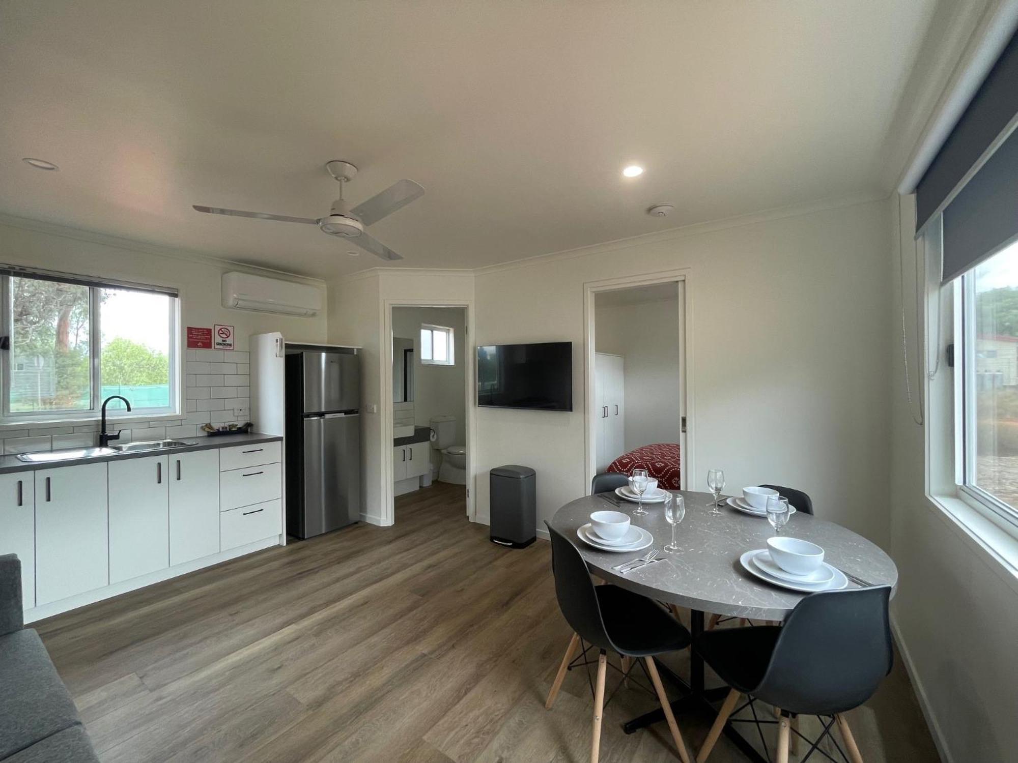 Cobar Caravan Park Luaran gambar