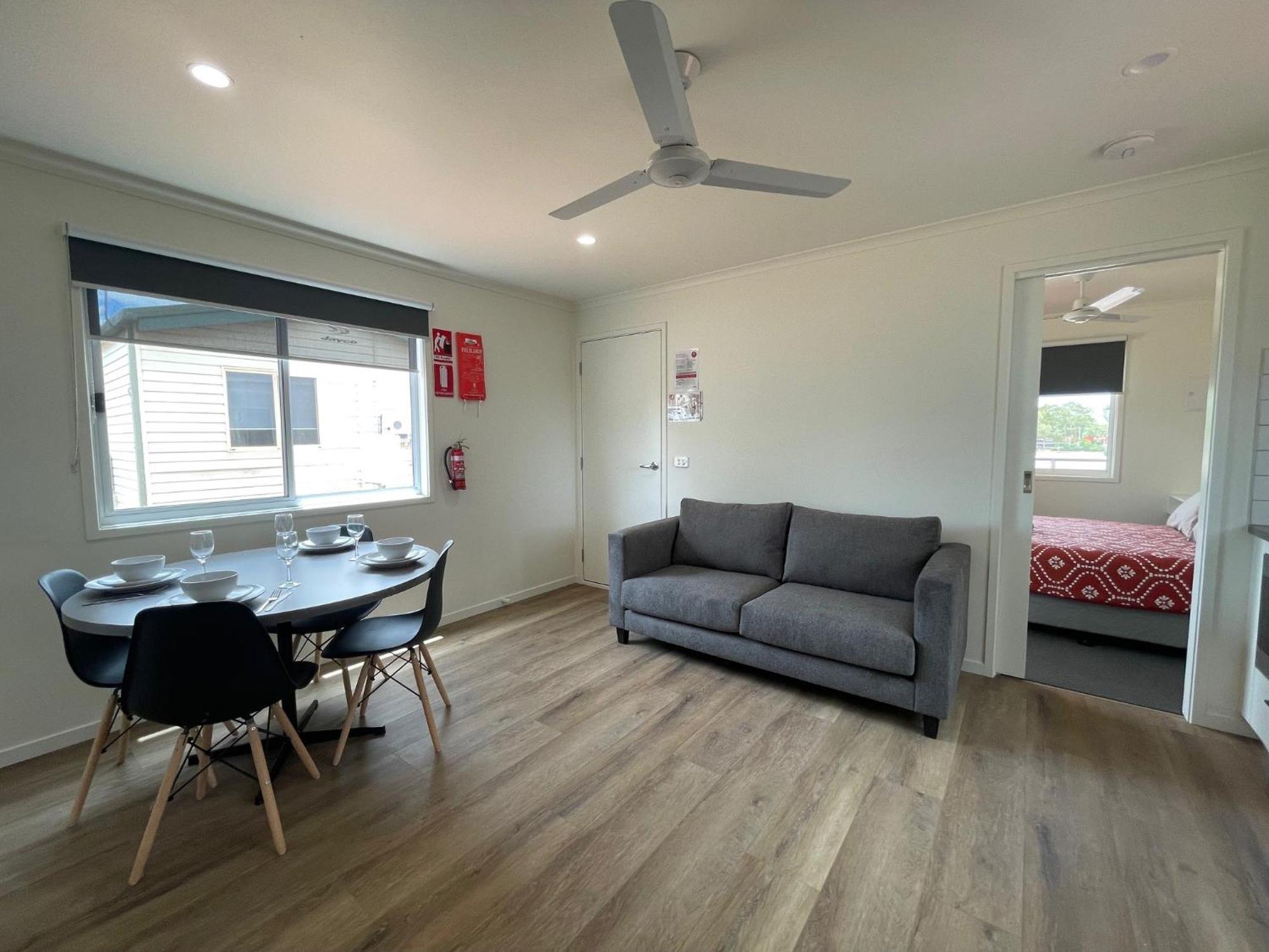 Cobar Caravan Park Luaran gambar